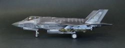 Academy 1/72 F-35 A Lightning II