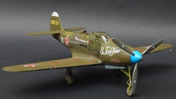 Kitty Hawk 1/32 P-39Q Airacobra .. 