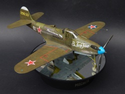 Kitty Hawk 1/32 P-39Q Airacobra .. 