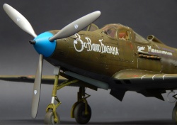 Kitty Hawk 1/32 P-39Q Airacobra Г.У. Дольникова