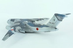 Aoshima 1/144 Kawasaki C-2