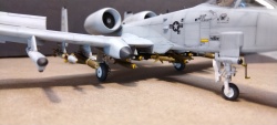 Italeri 1/72 Fairchild Republic A-10 Thunderbolt II