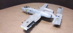 Italeri 1/72 Fairchild Republic A-10 Thunderbolt II