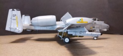 Italeri 1/72 Fairchild Republic A-10 Thunderbolt II