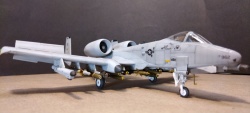 Italeri 1/72 Fairchild Republic A-10 Thunderbolt II