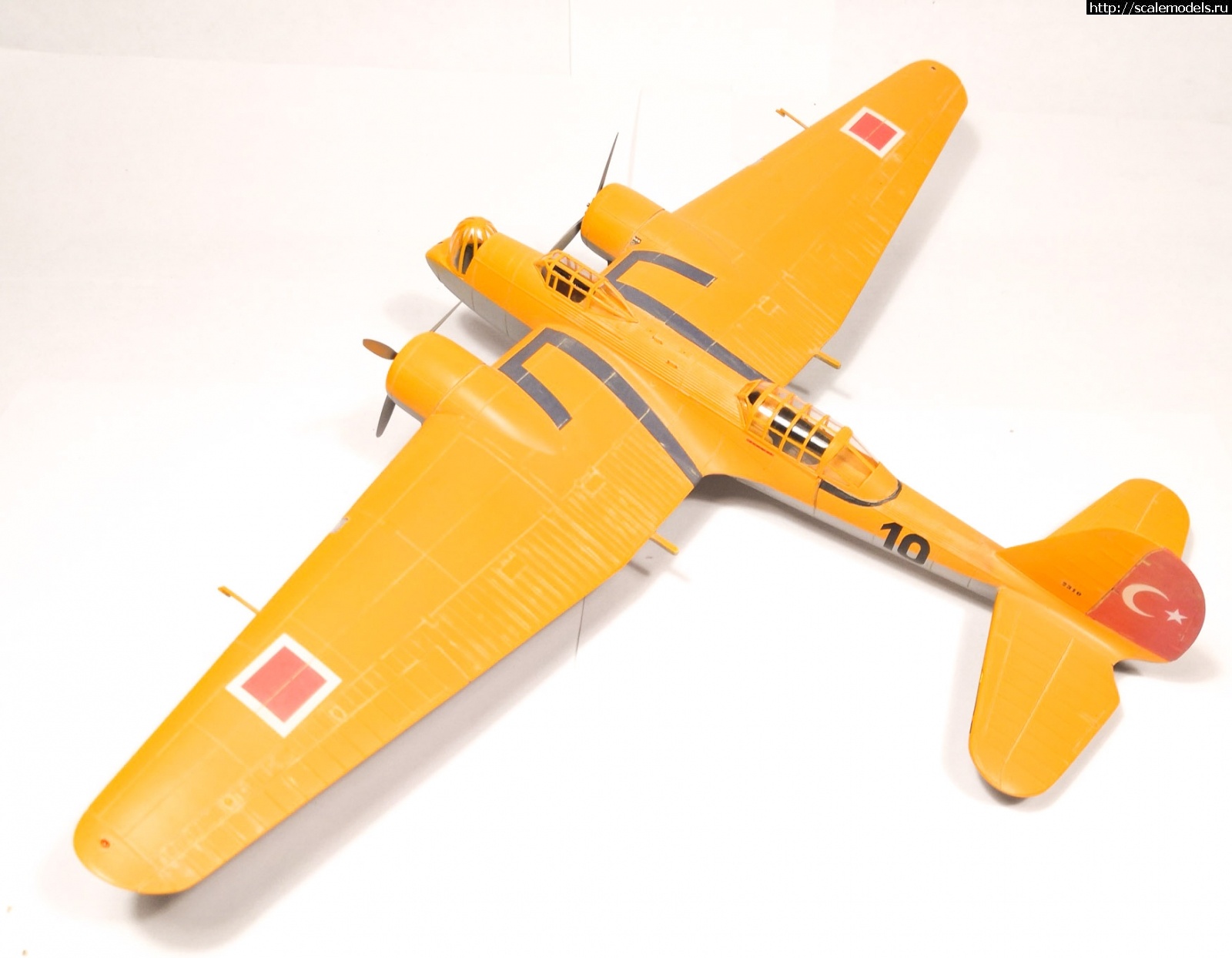 1685900599_PSX_20230604_223346.jpg : #1788900/ Martin 139 Special hobby 1/72   