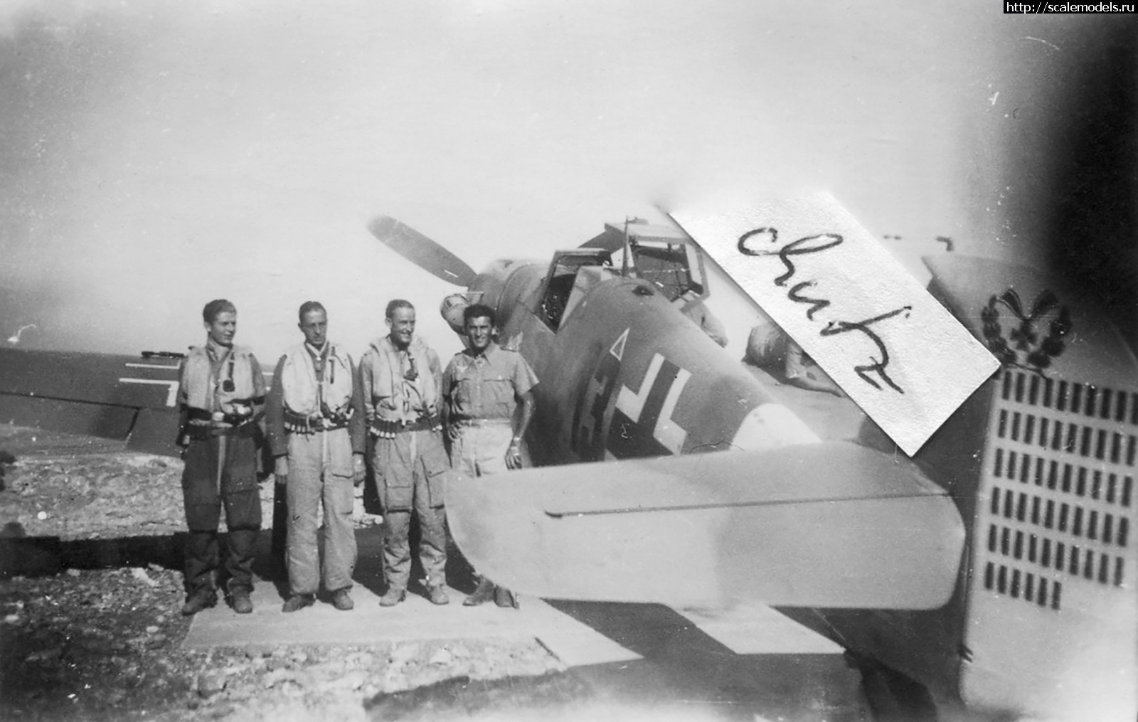 1687801463_1685957656_Messerschmitt-Bf-109G6R3R6Trop-11-JG27-Red-13-Heinrich-Bartels-Greece-Oct-1943-ebay1.jpg : #1791633/ Bf-109 g-6 (Bartels) FineMolds 1/72.   