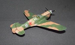 1/72 -40K Warhawk    Academy