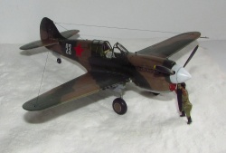 1/72 -40K Warhawk    Academy