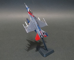 Revell 1/144 Lockheed Martin F-16C Fighting Falcon