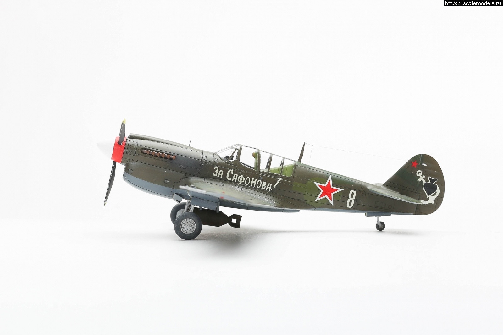 1693250671_4.jpg : #1798430/ P-40 M/N 1/72 Academy !  