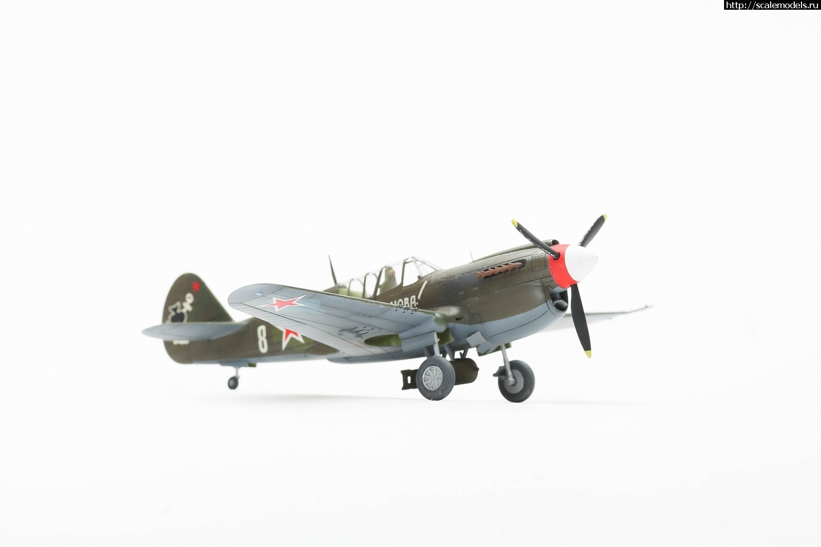 1693250681_8.jpg : #1798430/ P-40 M/N 1/72 Academy !  