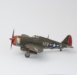 Platz 1/144 P-47D Thunderbolt Razorbacks