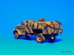 Academy 1/72 Opel Blitz 3,6-6700A T-Stoffstrassenkesselw