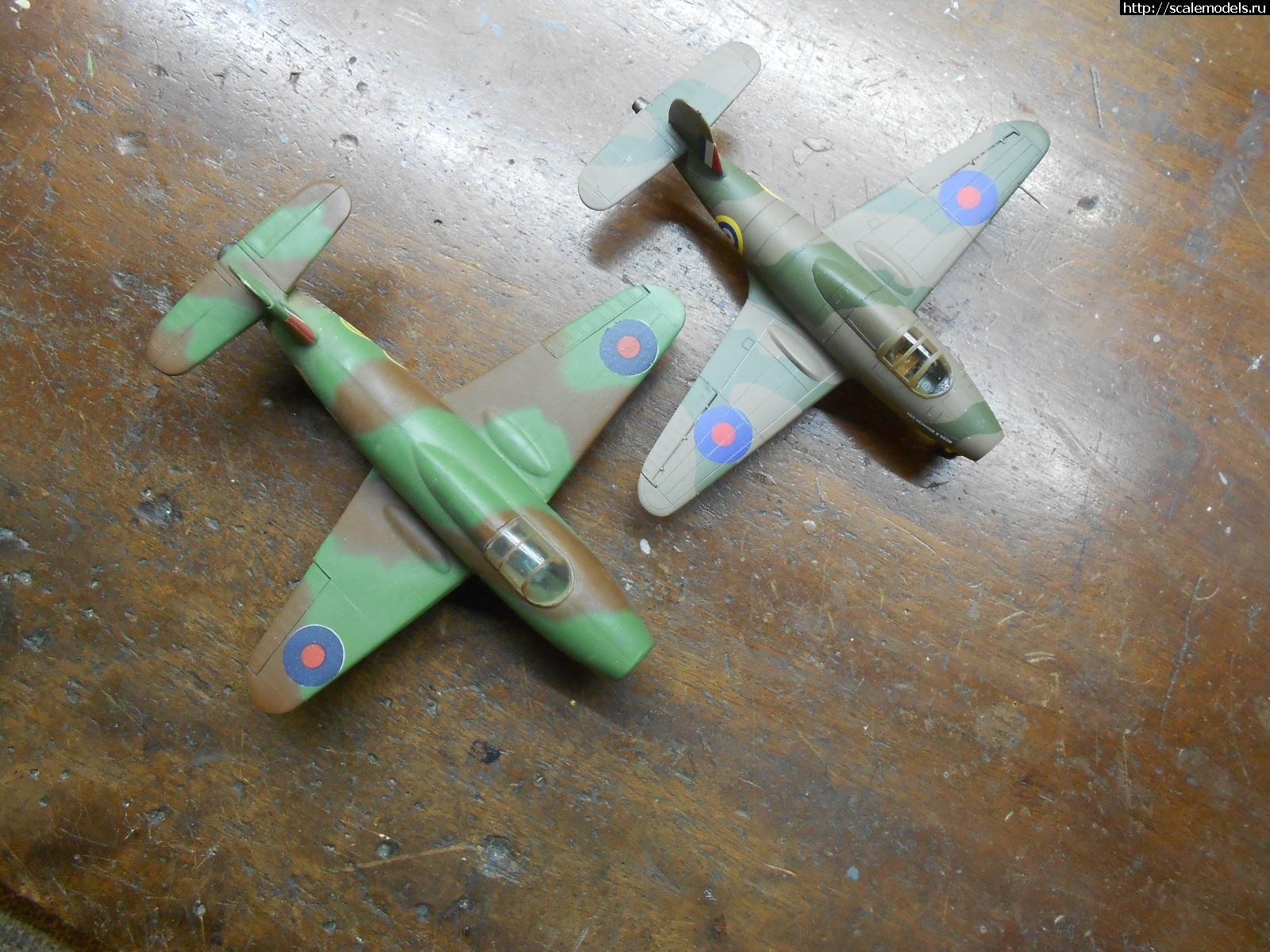 1695812883_1625427270_DSCN0323.JPG : #1801585/ Ark Models 1/72 Gloster Whittle E28-...(#16418) -   