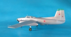 Amodel 1/72 -210