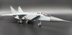 Trumpeter 1/72 -31  /93