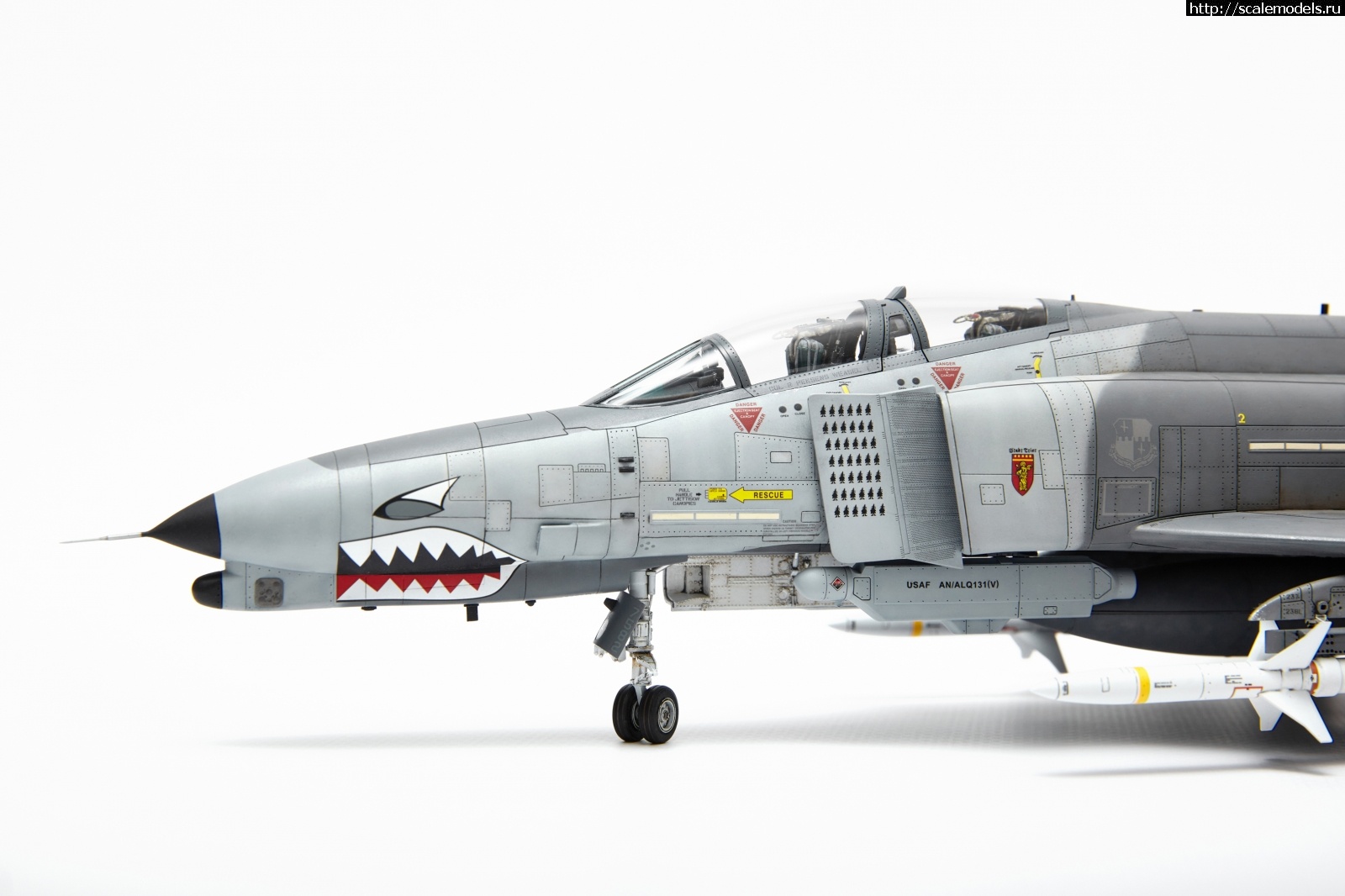 1696660508_XQ3A9923.jpg : #1802605/ F-4G Phantom II 1/48 MENG -   