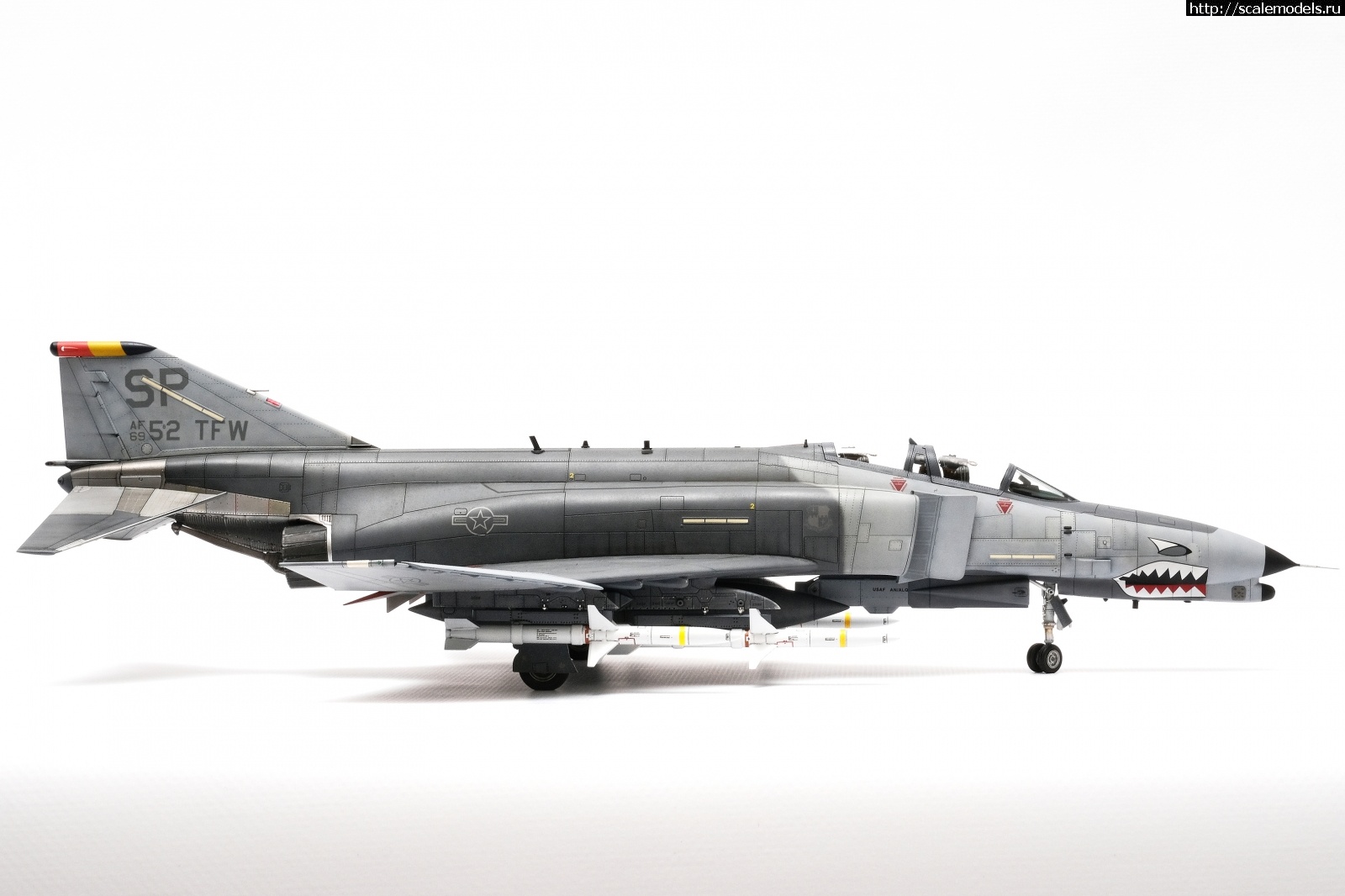 1696660554_DSCF8476.jpg : #1802605/ F-4G Phantom II 1/48 MENG -   