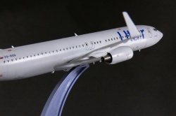  1/144 Boeing 737-800