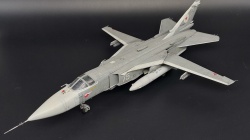 Trumpeter 1/72 -242 / 75  2015 .