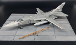 Trumpeter 1/72 -242 / 75  2015 .