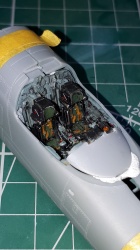 Trumpeter 1/72 -242 / 75  2015 .