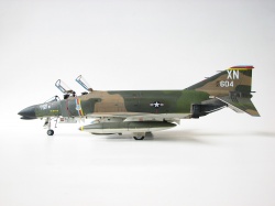 Academy 1/48 F-4C Phantom