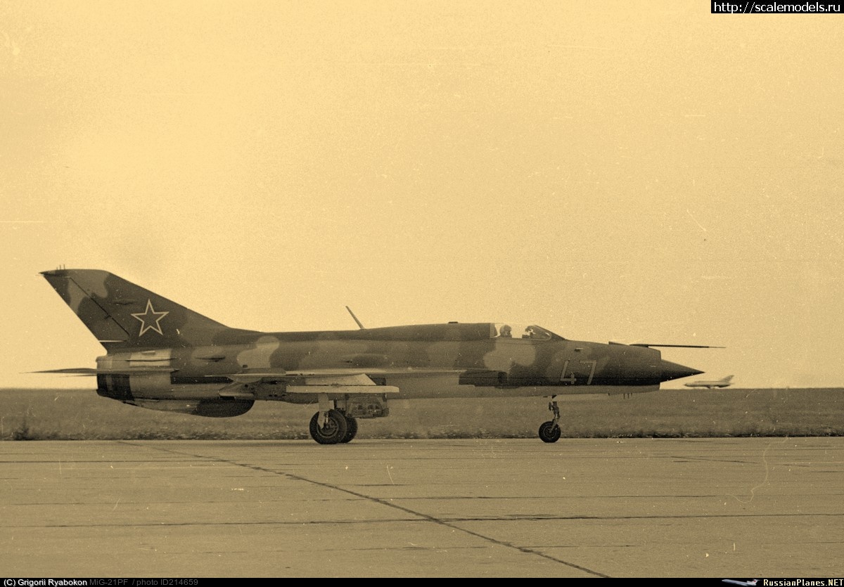 1702377338_mig-21pf_47_kachinskoe-vvaul_kotelnikovo-1979_1.jpg : #1809962/ -21 Eduard 1/72 !  