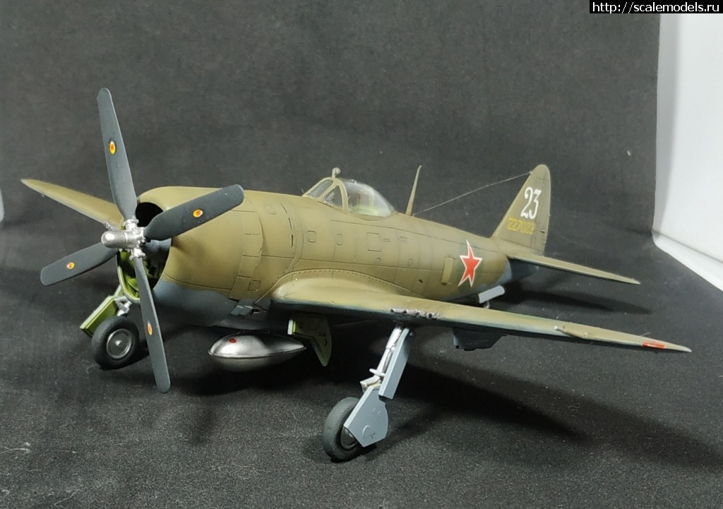 1702971503_TvMx3INm4YU.jpg : P-47 D Academy 1/72 !  