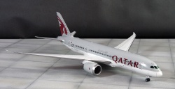  1/144 Boeing 787-8 Qatar Airlines