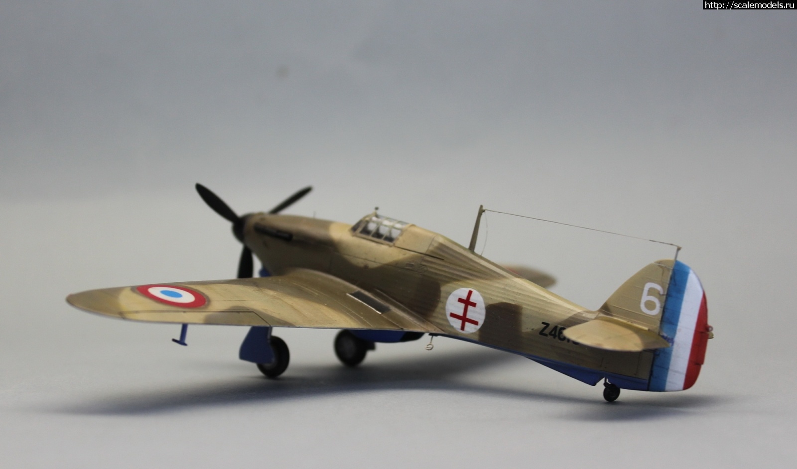 1704702920_IMG_7370.JPG : #1813374/ Hurricane Mk.I Trop Revell !  