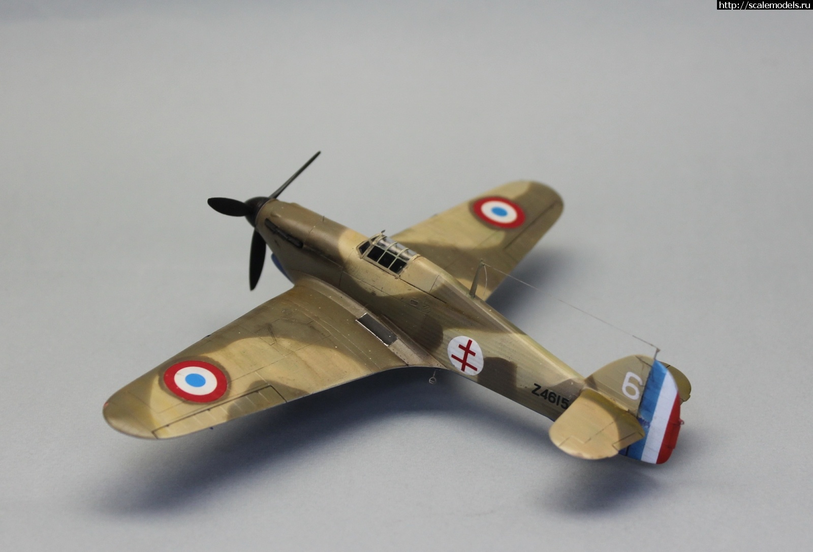 1704702921_IMG_7371.JPG : #1813374/ Hurricane Mk.I Trop Revell !  