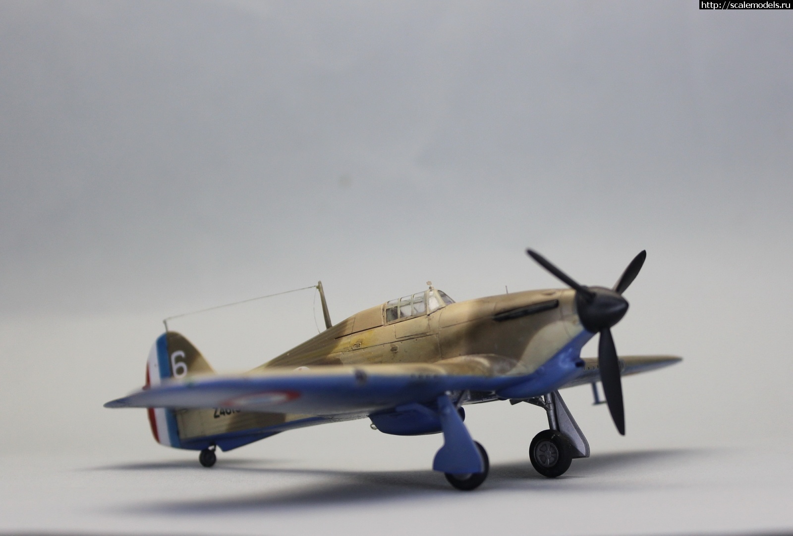 1704702929_IMG_7380.JPG : #1813374/ Hurricane Mk.I Trop Revell !  