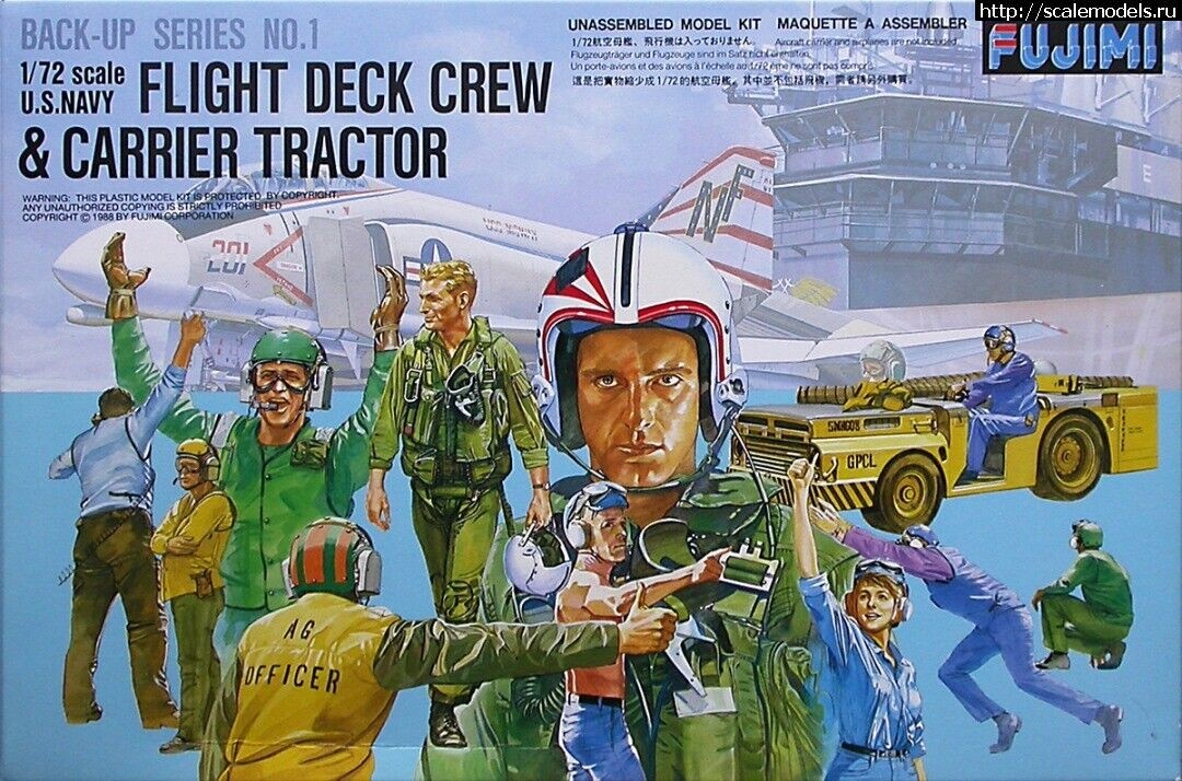 1705487581_s-l1600.jpg :  Fujimi 1/72  "Flight Deck Crew & Carrier Trac  