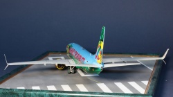  1/144 Boeing 737-800, / Tui- L 03,  II