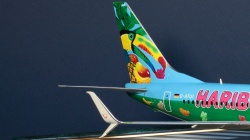  1/144 Boeing 737-800, / Tui- L 03,  II