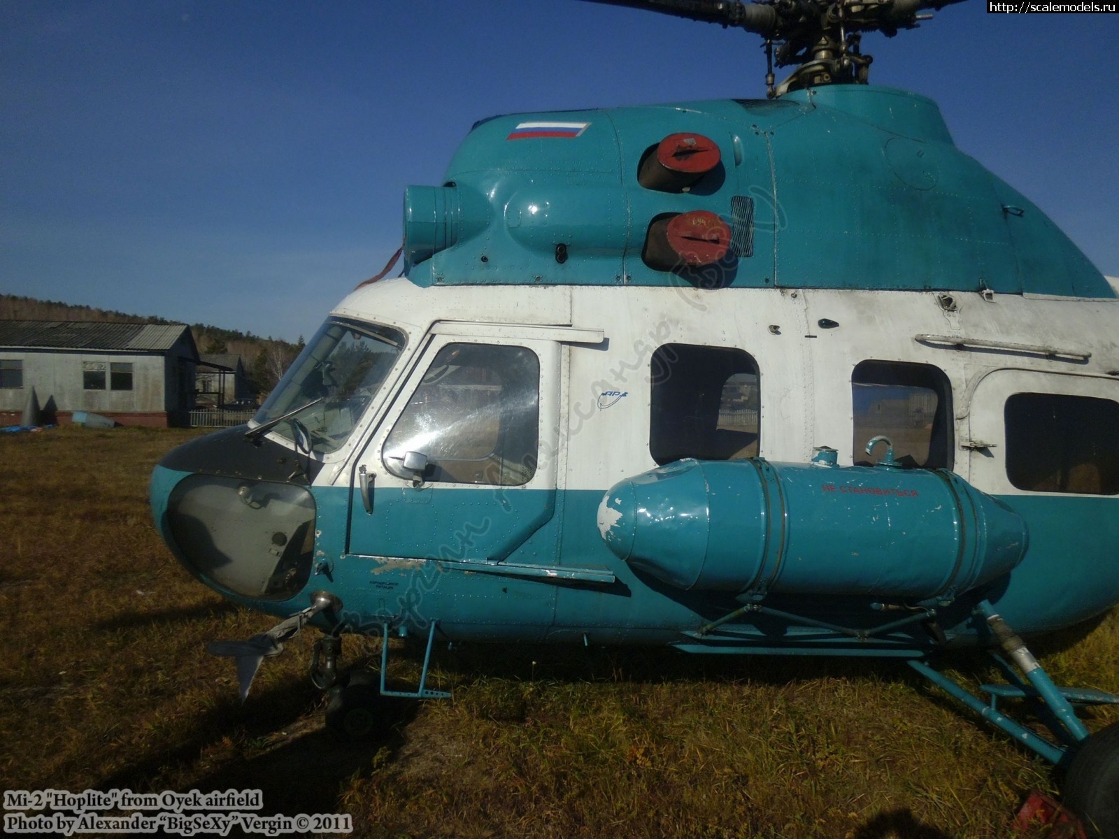 1708399945_Mi-2-RF-00343_Oyek_001.JPG : Walkaround -2 (Mil Mi-2)  