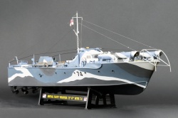 Italeri 1/35   Vosper MTB 74 - 73-  