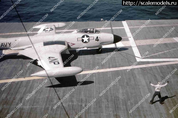 1711324469_uss-shan-1956.jpg : #1824977/ F2H-3/4 Banshee -1:72    