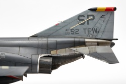 Meng Model 1/48 F-4G Phantom Wild Weasel