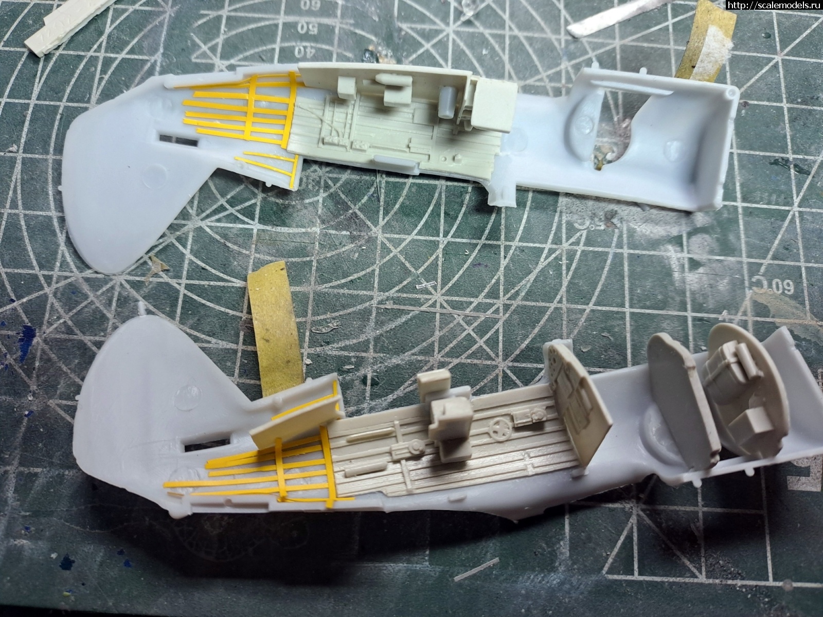 1715183223_KzQ7tYD8RF0.jpg : Curtiss 77,   SBC-4 Helldiver   Heller 1/72  