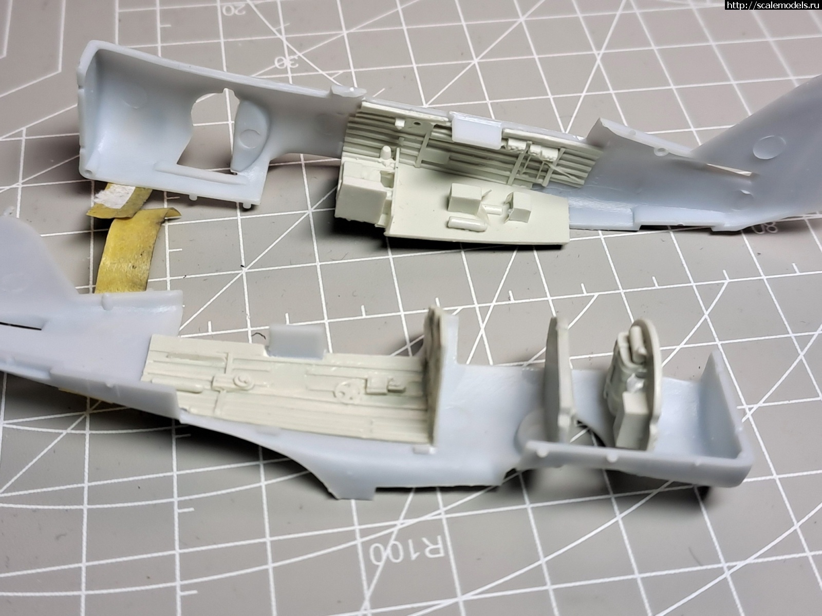 1715183228_rSzkKQV3N1s.jpg : Curtiss 77,   SBC-4 Helldiver   Heller 1/72  