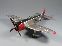 Tamiya 1/72 F-47D-30 Thunderbolt