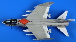 Fujimi 1/72 A-7E Corsair II