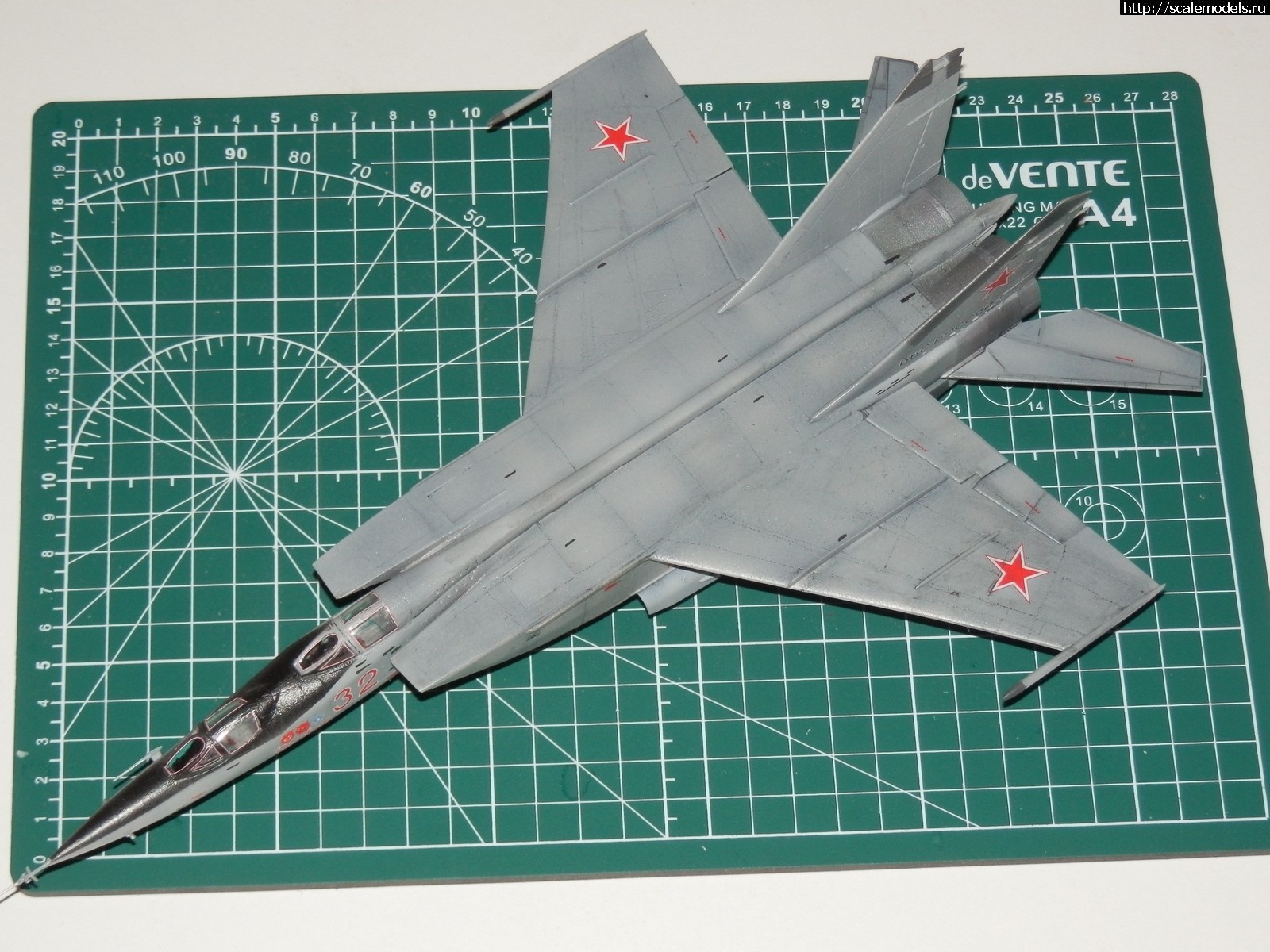 1719518837_ICM-mig-25ru-130.jpg : #1838389/ -25 ICM 1/72  