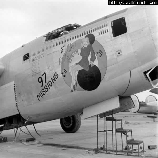 1720182773_B24-liberator-shy-chi-baby-awaiting-the-smelter-at-the-kingman-arizona-boneyard.jpg : #1839008/   Hobby Boss1/48 B-24 ...(#16008) -   