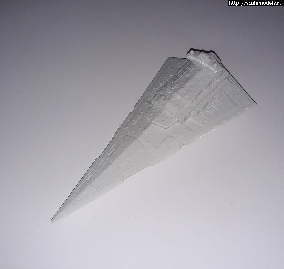 1720725421_stardestroyer1.jpg : #1839580/   1:12300 Revell  