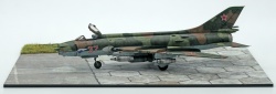 Modelsvit 1/72 -17