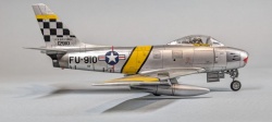 Academy 1/72 F-86F Sabre -   II . 